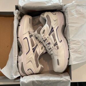 Vionic 23Walk Classic Sneaker